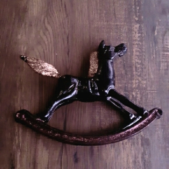 Cast Iron Rocking Horse - Picture 2 of 3